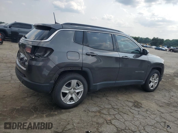 2022 Jeep Compass Altitude z VIN 3C4NJCBB0NT214340, wystawiony jako Copart lot #58775685 z przebiegiem 68 473 mil mil oraz Szkoda całkowita • Salvage title. Historia ofert i sprzedaży dostępna na DreamBid. Obrazek 3.