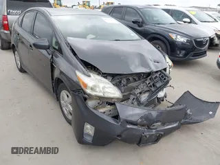 2010 Toyota Prius II z VIN JTDKN3DU8A0174814, wystawiony jako IAAI lot #42131628 z przebiegiem 70 681 mil mil oraz . Historia ofert i sprzedaży dostępna na DreamBid. Obrazek 1.