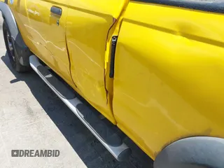 2000 Nissan Frontier XE z VIN 1N6ED26T7YC360056, wystawiony jako IAAI lot #42354804 z przebiegiem Nie podano mil oraz . Historia ofert i sprzedaży dostępna na DreamBid. Obrazek 6.