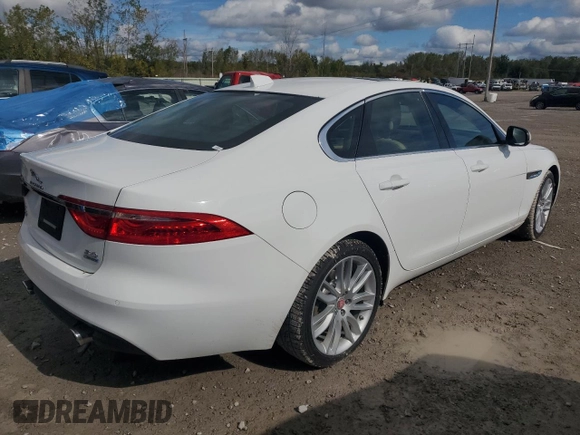 2016 Jaguar XF 35t Prestige with VIN SAJBK4BV3GCY19128, listed as a Copart auction lot 74187394 with 70,510 mi miles and Salvage Title. Bid and sale history available at carsss.com. Image 3.