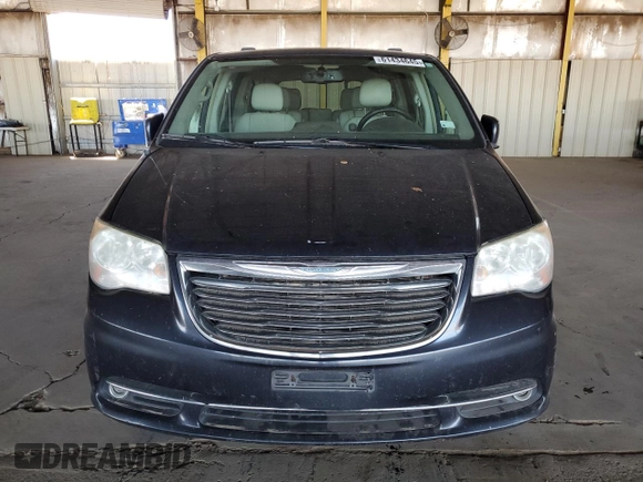 2013 Chrysler Town & Country Touring z VIN 2C4RC1BG6DR677967, wystawiony jako Copart lot #61434645 z przebiegiem 140 798 mil mil oraz Czysty tytuł • Clean title. Historia ofert i sprzedaży dostępna na DreamBid. Obrazek 5.