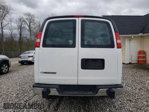 2022 Chevrolet Express Cargo with VIN 1GCWGAFPXN1155012, listed as a Copart auction lot 62039645 with 30,890 mi miles and Salvage title. Bid and sale history available at DreamBid. Image 6.