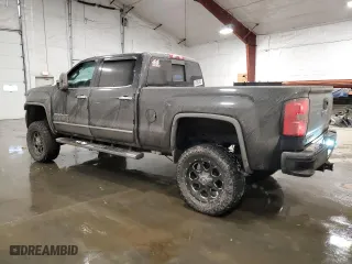2015 GMC Sierra 2500HD Denali with VIN 1GT120E84FF194549, listed as a Copart auction lot 43583425 with 214,773 mi miles and Salvage Title. Bid and sale history available at carsss.com. Image 2.