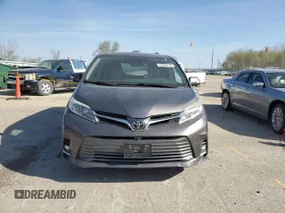2018 Toyota Sienna XLE Auto Access Seat with VIN 5TDYZ3DC2JS930768, listed as a Copart auction lot 52964115 with 121,191 mi miles and Salvage Title. Bid and sale history available at DreamBid. Image 5.
