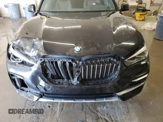 2019 BMW X5 xDrive40i z VIN 5UXCR6C57KLK88824, wystawiony jako Copart lot #47605315 z przebiegiem 154 364 mil mil oraz Szkoda całkowita • Salvage title. Historia ofert i sprzedaży dostępna na DreamBid. Obrazek 12.