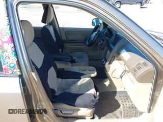 2005 Honda CR-V LX with VIN JHLRD78565C040337, listed as a IAAI auction lot 41959248 with 179,389 mi miles. Bid and sale history available at carsss.com. Image 5.