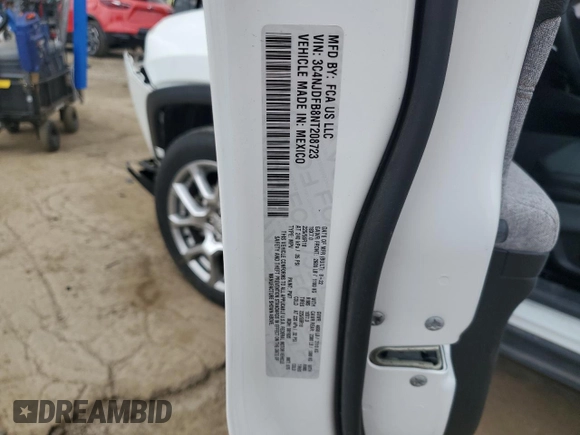 2022 Jeep Compass Latitude Lux z VIN 3C4NJDFB8NT208723, wystawiony jako Copart lot #59283325 z przebiegiem 16 861 mil mil oraz Szkoda całkowita • Salvage title. Historia ofert i sprzedaży dostępna na DreamBid. Obrazek 13.