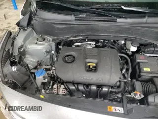 2023 Kia Seltos LX z VIN KNDEPCAA1P7386519, wystawiony jako Copart lot #70250565 z przebiegiem 26 476 mil mil oraz Szkoda całkowita • Salvage title. Historia ofert i sprzedaży dostępna na DreamBid. Obrazek 16.