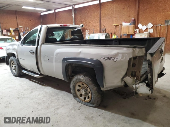 2008 Chevrolet Silverado 1500 Work Truck with VIN 1GCEK14X28Z200642, listed as a Copart auction lot 49223605 with 135,733 mi miles and Salvage Title. Bid and sale history available at carsss.com. Image 2.
