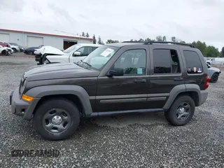 2006 Jeep Liberty Sport z VIN 1J4GL48KX6W164231, wystawiony jako IAAI lot #42247897 z przebiegiem 177 394 mil mil oraz . Historia ofert i sprzedaży dostępna na DreamBid. Obrazek 14.