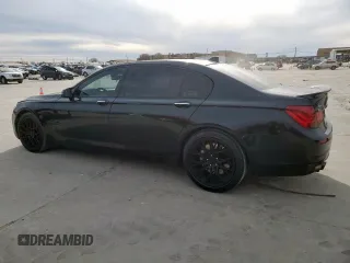 2015 BMW 7 Series 750Li xDrive z VIN WBAYF8C54FD654540, wystawiony jako Copart lot #49346035 z przebiegiem 98 336 mil mil oraz Szkoda całkowita • Salvage title. Historia ofert i sprzedaży dostępna na DreamBid. Obrazek 2.