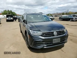 2022 Volkswagen Tiguan SE R-Line Black z VIN 3VV8B7AX9NM118989, wystawiony jako Copart lot #53507765 z przebiegiem 41 852 mil mil oraz Szkoda całkowita • Salvage title. Historia ofert i sprzedaży dostępna na DreamBid. Obrazek 11.