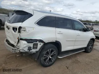 2019 Toyota Highlander SE with VIN 5TDKZRFH8KS326628, listed as a Copart auction lot 50650515 with 59,115 mi miles and Salvage Title. Bid and sale history available at carsss.com. Image 3.