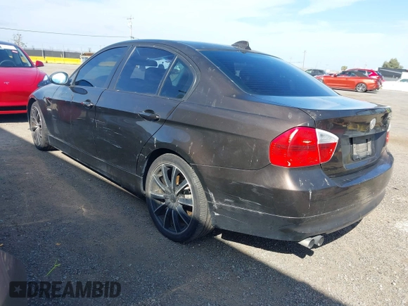 2007 BMW 3 Series 328i with VIN WBAVA33547KX72119, listed as a IAAI auction lot 42064589 with 88,352 mi miles and . Bid and sale history available at DreamBid. Image 3.
