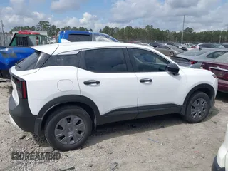 2025 Nissan Kicks S with VIN 3N8AP6BA1SL306207, listed as a IAAI auction lot 41813763 with 20,807 mi miles. Bid and sale history available at carsss.com. Image 14.