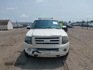 2008 Ford Expedition Max Limited z VIN 1FMFK20518LA75291, wystawiony jako IAAI lot #42388479 z przebiegiem 207 701 mil mil oraz . Historia ofert i sprzedaży dostępna na DreamBid. Obrazek 12.