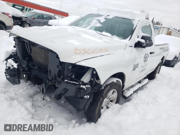 2022 Ram 1500 Tradesman z VIN 3C6JR7DG0NG425111, wystawiony jako Copart lot #83220714 z przebiegiem 50 939 mil mil oraz Szkoda całkowita • Salvage title. Historia ofert i sprzedaży dostępna na DreamBid. Obrazek 1.