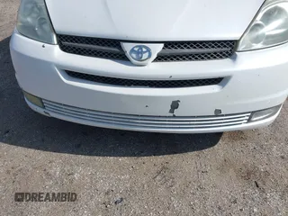 2004 Toyota Sienna XLE with VIN 5TDZA22C04S123985, listed as a IAAI auction lot 42173778 with 400,646 mi miles and . Bid and sale history available at carsss.com. Image 6.
