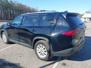 2024 Toyota Grand Highlander XLE with VIN 5TDAAAB57RS069794, listed as a IAAI auction lot 41826955 with 1,780 mi miles. Bid and sale history available at carsss.com. Image 3.