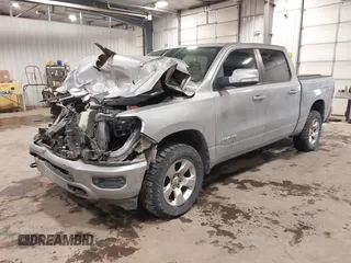 2019 Ram 1500 Big Horn/Lone Star with VIN 1C6SRFFT0KN800331, listed as a IAAI auction lot 41366628 with 184,842 mi miles. Bid and sale history available at carsss.com. Image 17.