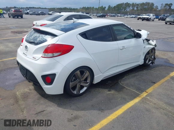 2013 Hyundai Veloster Turbo z VIN KMHTC6AE6DU112233, wystawiony jako IAAI lot #41869164 z przebiegiem 151 091 mil mil oraz . Historia ofert i sprzedaży dostępna na DreamBid. Obrazek 4.