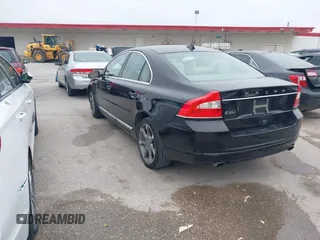 2011 Volvo S80 3.2L с VIN YV1952AS8B1137831, выставлен на аукционе IAAI как лот 40959835 с пробегом 84 609 миль миль и . История ставок и продаж доступна на DreamBid. Изображение 3.