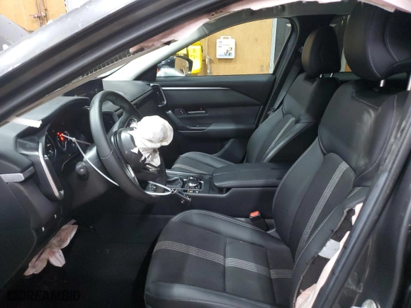 2024 Mazda CX-50 2.5 S Select Package with VIN 7MMVABAM9RN206742, listed as a Copart auction lot 82426784 with 4,190 mi miles and Salvage Title. Bid and sale history available at carsss.com. Image 7.
