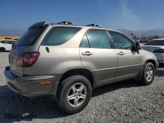 1999 Lexus RX 300 Luxury SUV with VIN JT6HF10UXX0094951, listed as a Copart auction lot 72010524 with 176,315 mi miles and Salvage Title. Bid and sale history available at carsss.com. Image 3.
