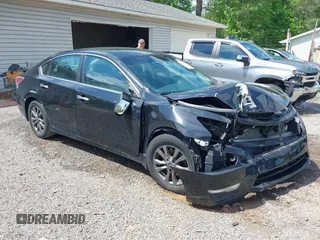 2015 Nissan Altima SV z VIN 1N4AL3AP2FC585914, wystawiony jako IAAI lot #42200459 z przebiegiem 174 706 mil mil oraz . Historia ofert i sprzedaży dostępna na DreamBid. Obrazek 1.
