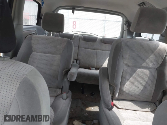 2008 Toyota Sienna CE with VIN 5TDZK23C58S166087, listed as a IAAI auction lot 42032255 with 258,100 mi miles. Bid and sale history available at carsss.com. Image 8.