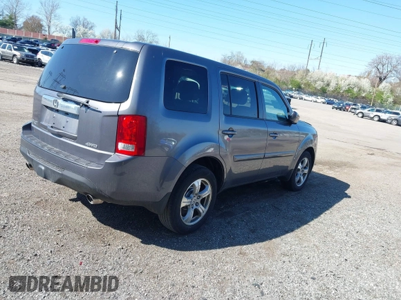 2015 Honda Pilot EX-L with VIN 5FNYF4H57FB007322, listed as a IAAI auction lot 41937314 with 298,739 mi miles and . Bid and sale history available at carsss.com. Image 4.