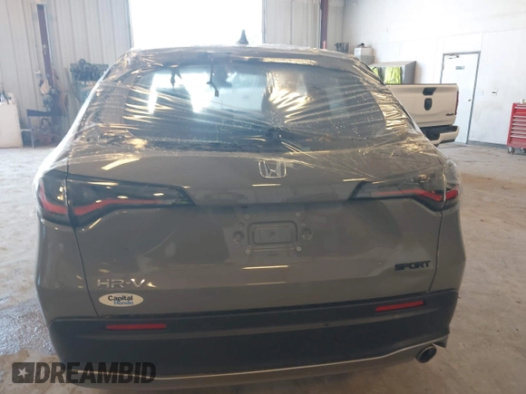 2024 Honda HR-V Sport z VIN 3CZRZ2H5XRM752351, wystawiony jako IAAI lot #42453796 z przebiegiem 16 231 mil mil oraz . Historia ofert i sprzedaży dostępna na DreamBid. Obrazek 16.