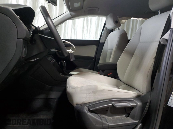 2021 Volkswagen Tiguan S z VIN 3VV0B7AX4MM015717, wystawiony jako Copart lot #55896295 z przebiegiem 78 821 mil mil oraz Szkoda całkowita • Salvage title. Historia ofert i sprzedaży dostępna na DreamBid. Obrazek 7.