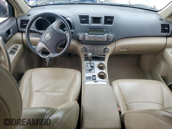 2010 Toyota Highlander Sport with VIN 5TDXK3EH0AS002287, listed as a Copart auction lot 52805395 with 232,357 mi miles and Salvage title. Bid and sale history available at DreamBid. Image 8.