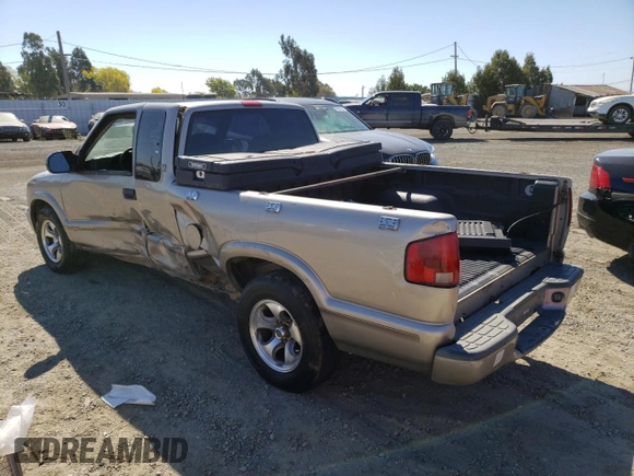 1999 GMC Sonoma SLS with VIN 1GTCS19X0X8530851, listed as a Copart auction lot 69718564 with 0 mi miles and Salvage Title. Bid and sale history available at carsss.com. Image 2.