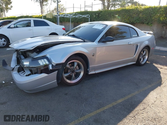 2004 Ford Mustang Standard with VIN 1FAFP40434F100991, listed as a IAAI auction lot 40706520 with 93,130 mi miles. Bid and sale history available at carsss.com. Image 2.