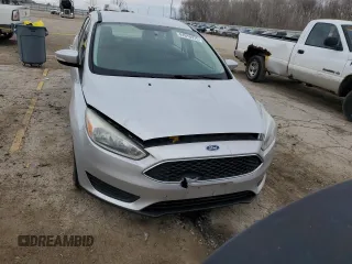 2015 Ford Focus SE with VIN 1FADP3F29FL370335, listed as a Copart auction lot 51010975 with 215,026 mi miles and Clean Title. Bid and sale history available at DreamBid. Image 5.