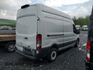 2021 Ford Transit Cargo с VIN 1FTBR1X8XMKA45750, выставлен на аукционе Copart как лот 58608595 с пробегом 43 107 миль миль и Списание • Salvage title. История ставок и продаж доступна на DreamBid. Изображение 3.