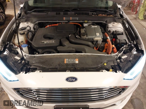 2018 Ford Fusion Energi SE with VIN 3FA6P0PU9JR264257, listed as a IAAI auction lot 41587659 with 85,832 mi miles. Bid and sale history available at carsss.com. Image 10.