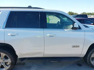 2018 Chevrolet Tahoe LT with VIN 1GNSCBKC7JR101043, listed as a IAAI auction lot 42192481 with 152,831 mi miles and . Bid and sale history available at DreamBid. Image 13.