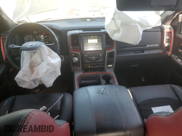 2017 Ram 1500 Rebel z VIN 1C6RR7YT3HS589170, wystawiony jako Copart lot #57115335 z przebiegiem 53 389 mil mil oraz Szkoda całkowita • Salvage title. Historia ofert i sprzedaży dostępna na DreamBid. Obrazek 8.