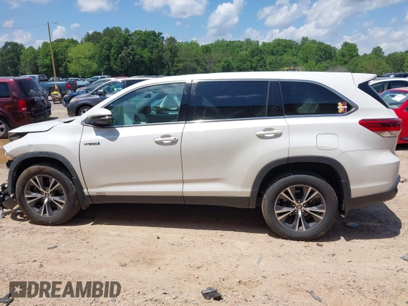 2019 Toyota Highlander Hybrid LE with VIN 5TDBGRFH6KS070611, listed as a IAAI auction lot 42301946 with 78,323 mi miles and . Bid and sale history available at DreamBid. Image 13.