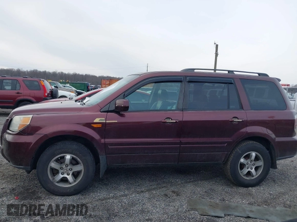 2008 Honda Pilot EX-L with VIN 5FNYF18508B015960, listed as a IAAI auction lot 41511626 with 207,141 mi miles. Bid and sale history available at carsss.com. Image 14.