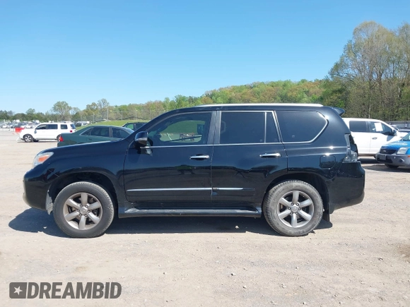 2013 Lexus GX 460 Premium z VIN JTJJM7FX8D5063276, wystawiony jako IAAI lot #41922536 z przebiegiem 162 110 mil mil oraz . Historia ofert i sprzedaży dostępna na DreamBid. Obrazek 14.