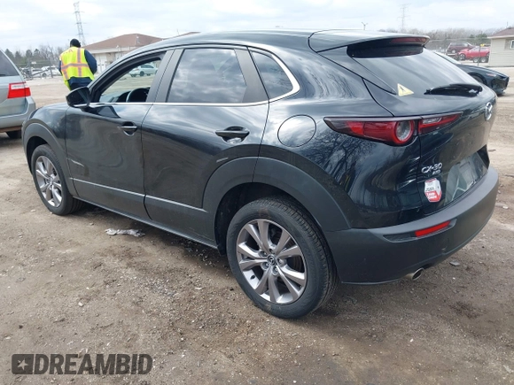 2021 Mazda CX-30 Preferred z VIN 3MVDMBCL5MM205824, wystawiony jako IAAI lot #41991942 z przebiegiem 58 112 mil mil oraz . Historia ofert i sprzedaży dostępna na DreamBid. Obrazek 3.