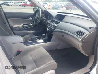 2010 Honda Accord EX z VIN 1HGCP2F74AA004333, wystawiony jako IAAI lot #42252465 z przebiegiem 253 620 mil mil oraz . Historia ofert i sprzedaży dostępna na DreamBid. Obrazek 5.