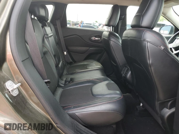 2015 Jeep Cherokee Trailhawk with VIN 1C4PJMBSXFW545534, listed as a Copart auction lot 62236885 with 148,448 mi miles and Clean title. Bid and sale history available at DreamBid. Image 10.