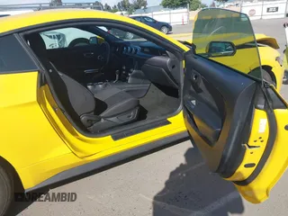 2016 Ford Mustang EcoBoost с VIN 1FA6P8TH2G5268251, выставлен на аукционе IAAI как лот 42168621 с пробегом 59 684 миль миль и . История ставок и продаж доступна на DreamBid. Изображение 5.