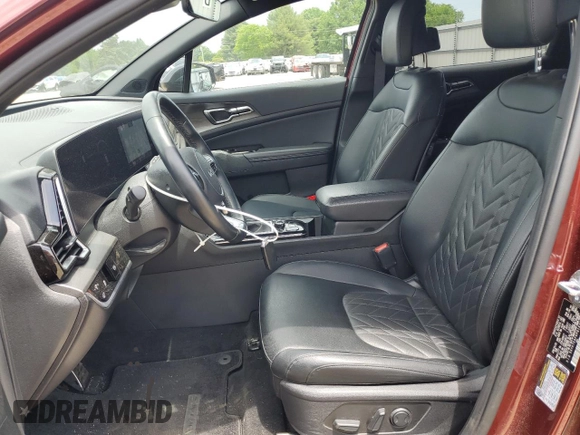 2023 Kia Sportage X-Pro z VIN 5XYK7CAF6PG137375, wystawiony jako Copart lot #57382485 z przebiegiem 27 244 mil mil oraz Szkoda całkowita • Salvage title. Historia ofert i sprzedaży dostępna na DreamBid. Obrazek 7.