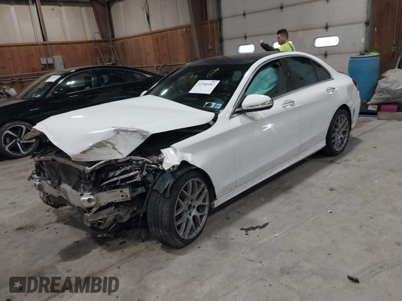 2015 Mercedes-Benz C-Class C 400 with VIN 55SWF6GB7FU035307, listed as a IAAI auction lot 41546482 with 165,945 mi miles. Bid and sale history available at carsss.com. Image 17.